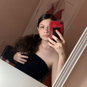 Meet your Posher, Joely